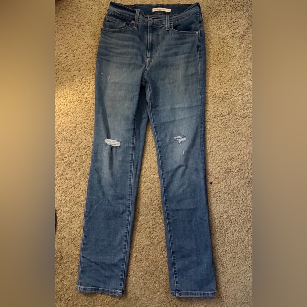 Levi's Women's High Rise 724 Straight Leg Jeans